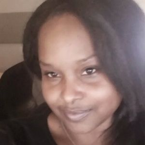 Meet your Posher, Gennae